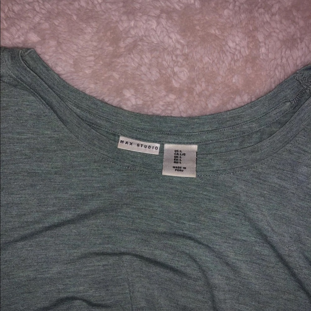 Olive green tee - Picture 3 of 4